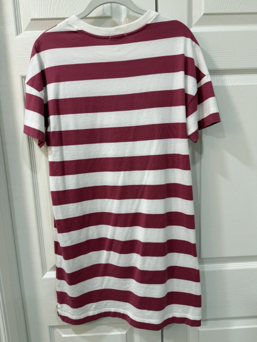 Evereve Emersyn T-Shirt Dress Brickstripe XS Casual Chic - Picture 3 of 7
